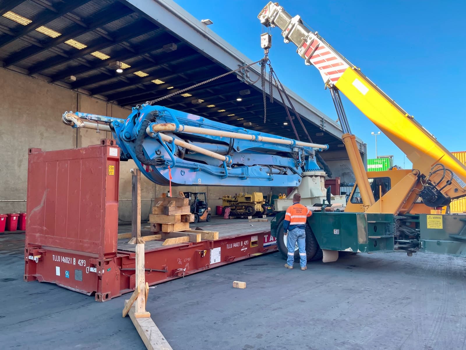 Willship Successfully Handles Specialised Concrete Pumping Boom Import Shipment from USA to Australia